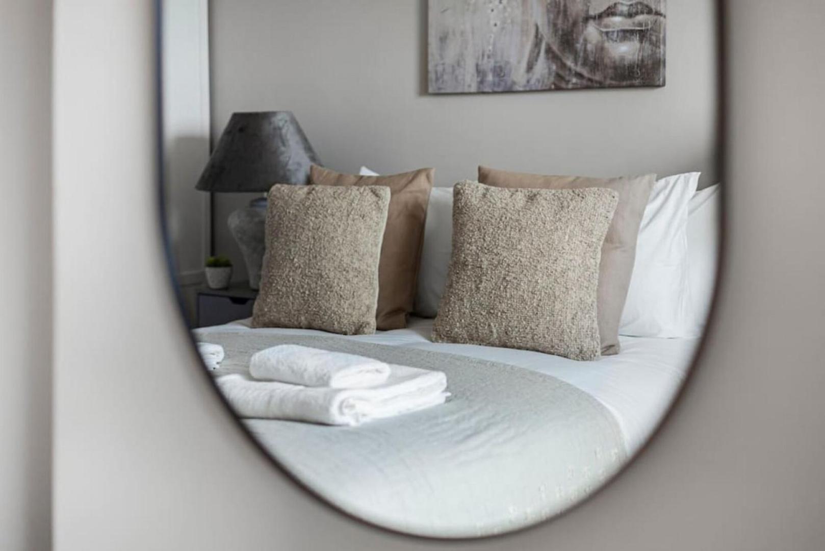 Stunning 2b Vauxhall Near Thames & Tube Appartamento